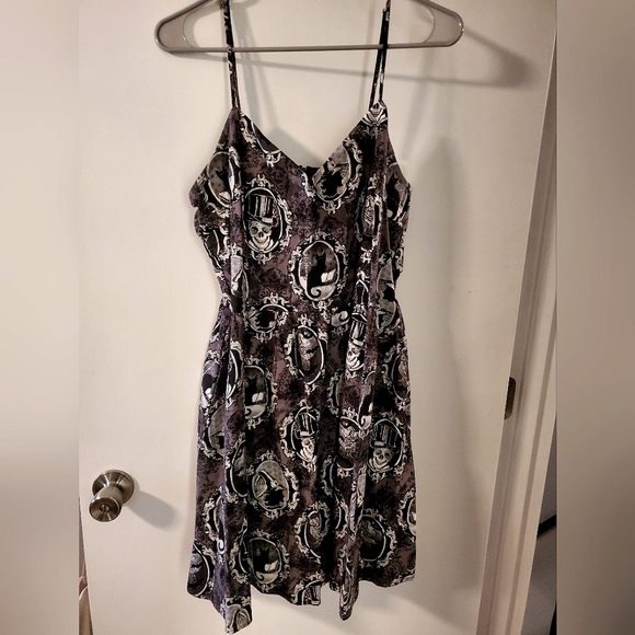 Retrolicious Dresses & Skirts - EUC Retrolicious Damask Halloween Spooky Gothic Portrait Swing Skater Dress XL